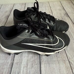 NIKE Vapor Shark 3 Football Cleats 3.5